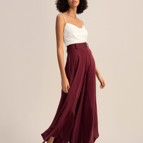 Lilysilk Wide-Legged Silk Fig Pants in Oxblood, Size 27 - Picture 2 of 9